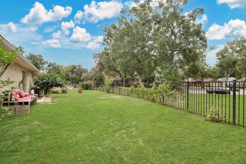 ROYAL OAK ESTATES - Residential