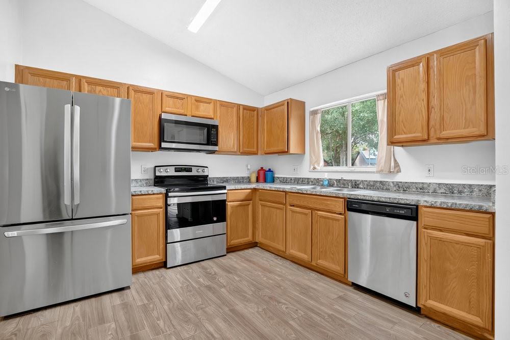 ROYAL OAK ESTATES - Residential