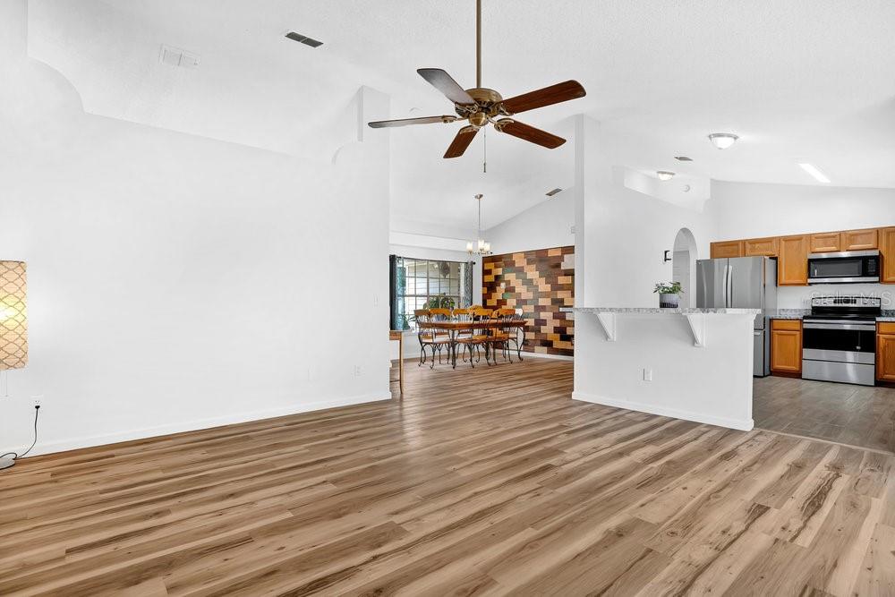 ROYAL OAK ESTATES - Residential