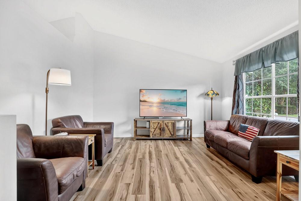 ROYAL OAK ESTATES - Residential