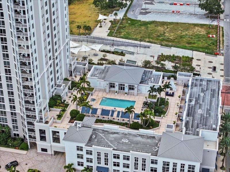 WATERS EDGE CONDO - Residential