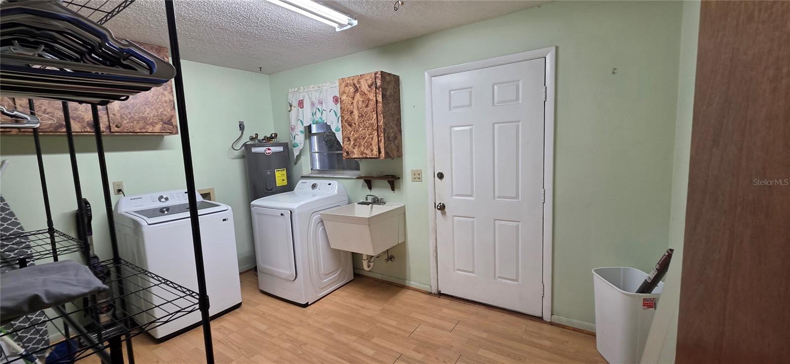 SOUTH OKEECHOBEE - Residential