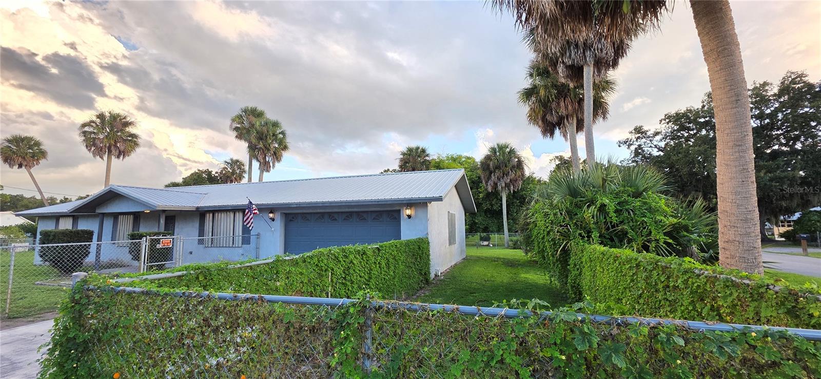 SOUTH OKEECHOBEE - Residential