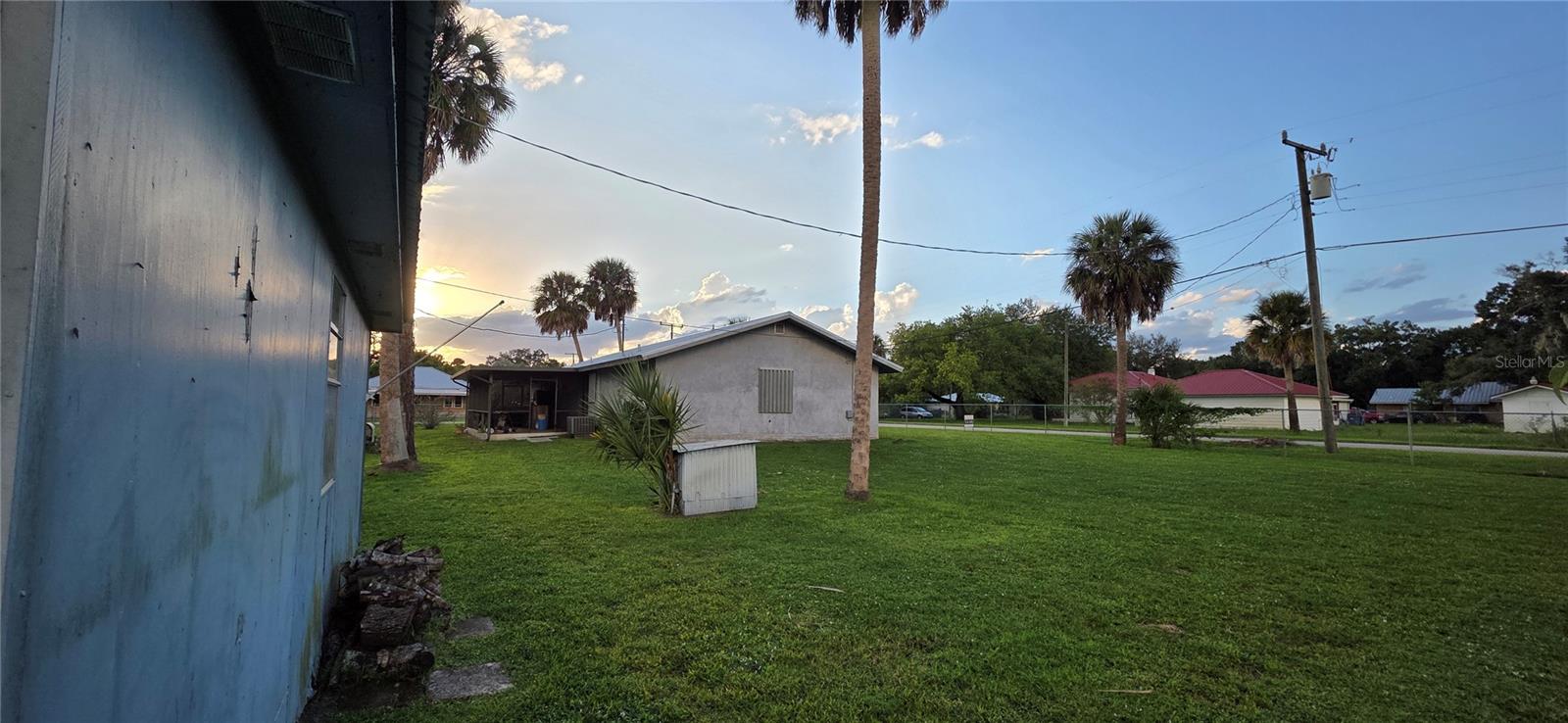 SOUTH OKEECHOBEE - Residential