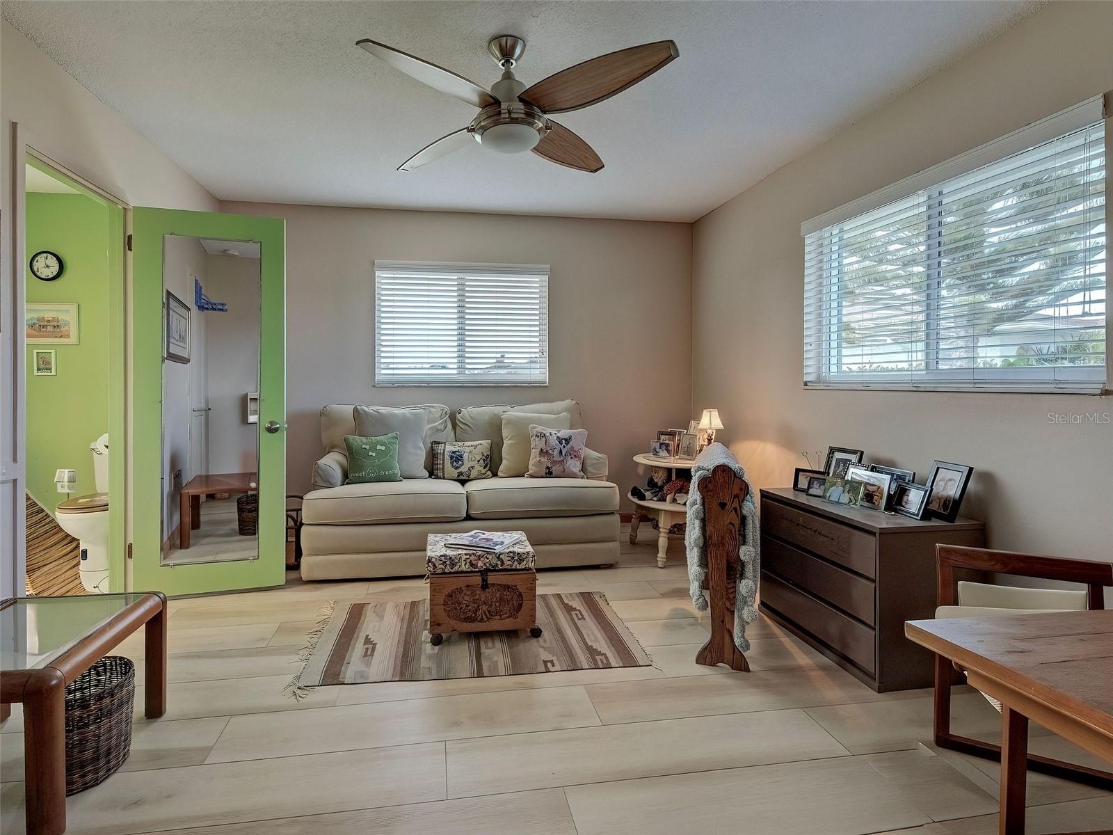 VENICE GARDENS - Residential