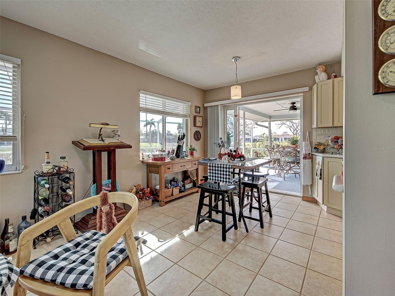 VENICE GARDENS - Residential