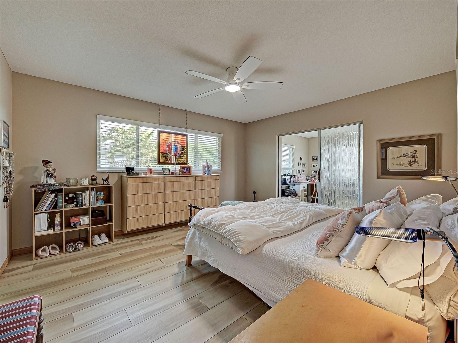 VENICE GARDENS - Residential