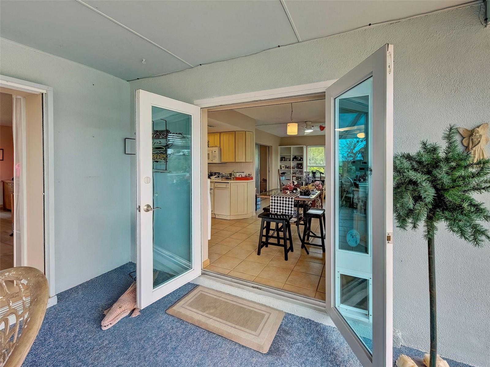 VENICE GARDENS - Residential