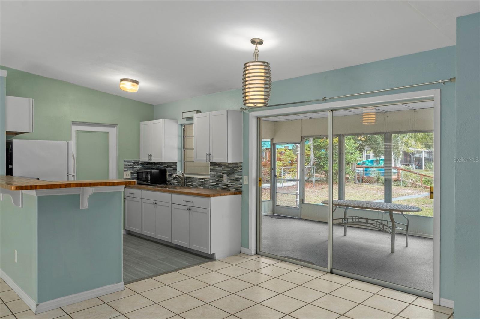 WEEKI WACHEE RIVER EST  UN1 - Residential