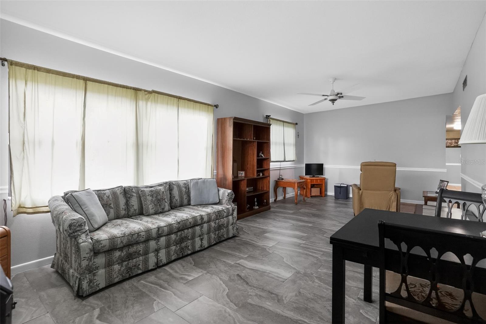 GARDENDALE UNIT 04 - Residential