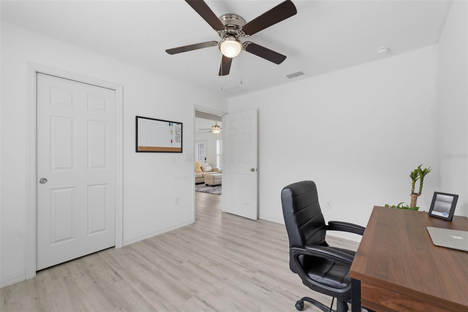 MARION OAKS UN FOUR - Residential