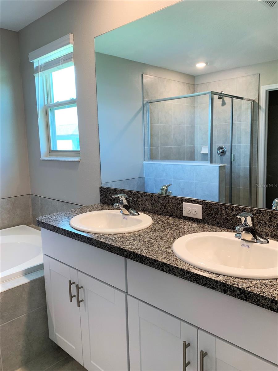 TOUCHSTONE PH 4 - Residential Lease