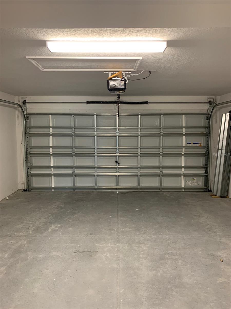 TOUCHSTONE PH 4 - Residential Lease