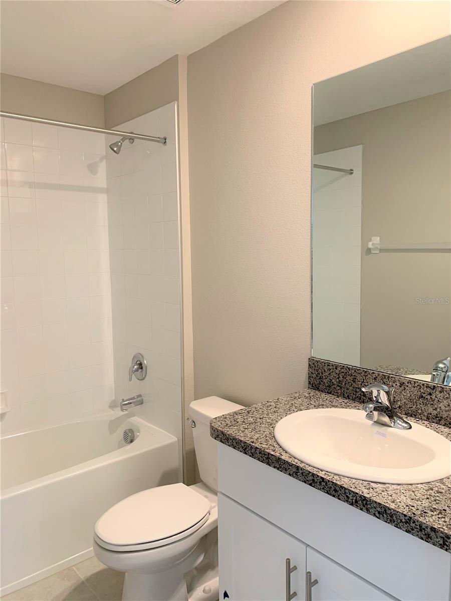 TOUCHSTONE PH 4 - Residential Lease