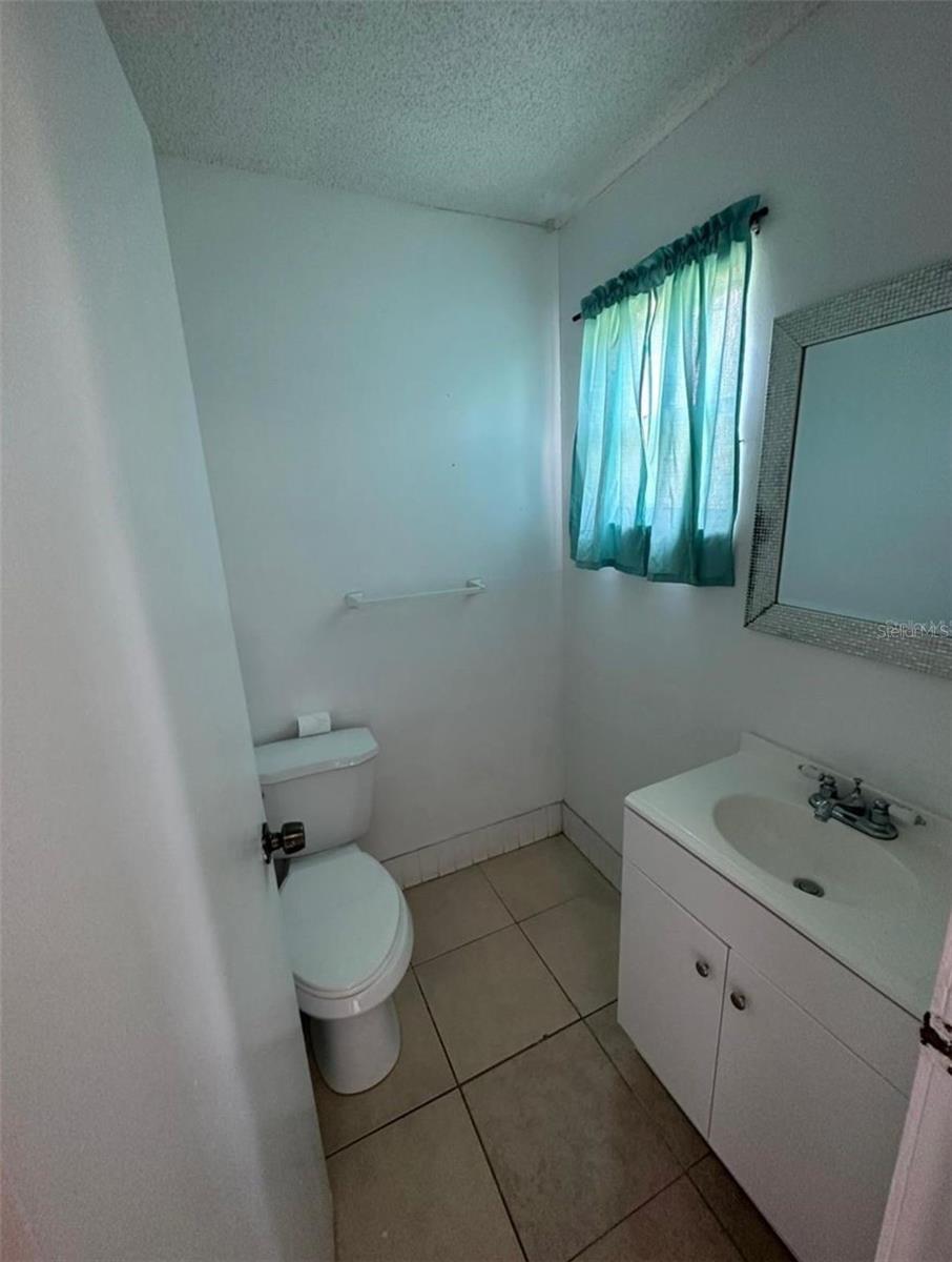 HUNTINGTON ON GREEN CONDO - Residential Lease