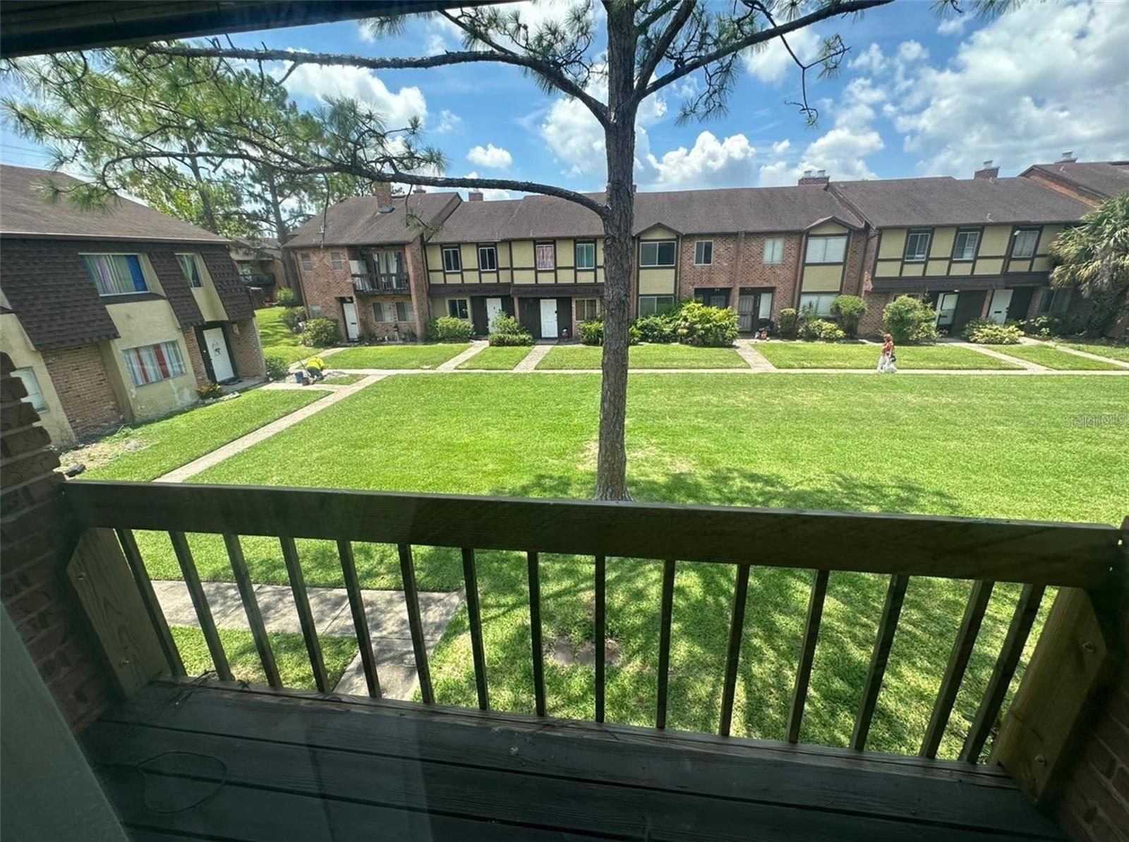 HUNTINGTON ON GREEN CONDO - Residential Lease