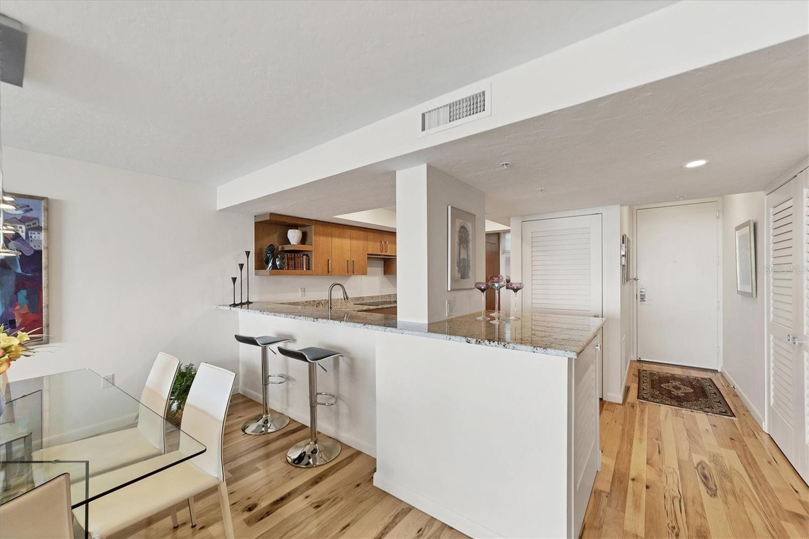 CONDO ON THE BAY TOWER II - Residential