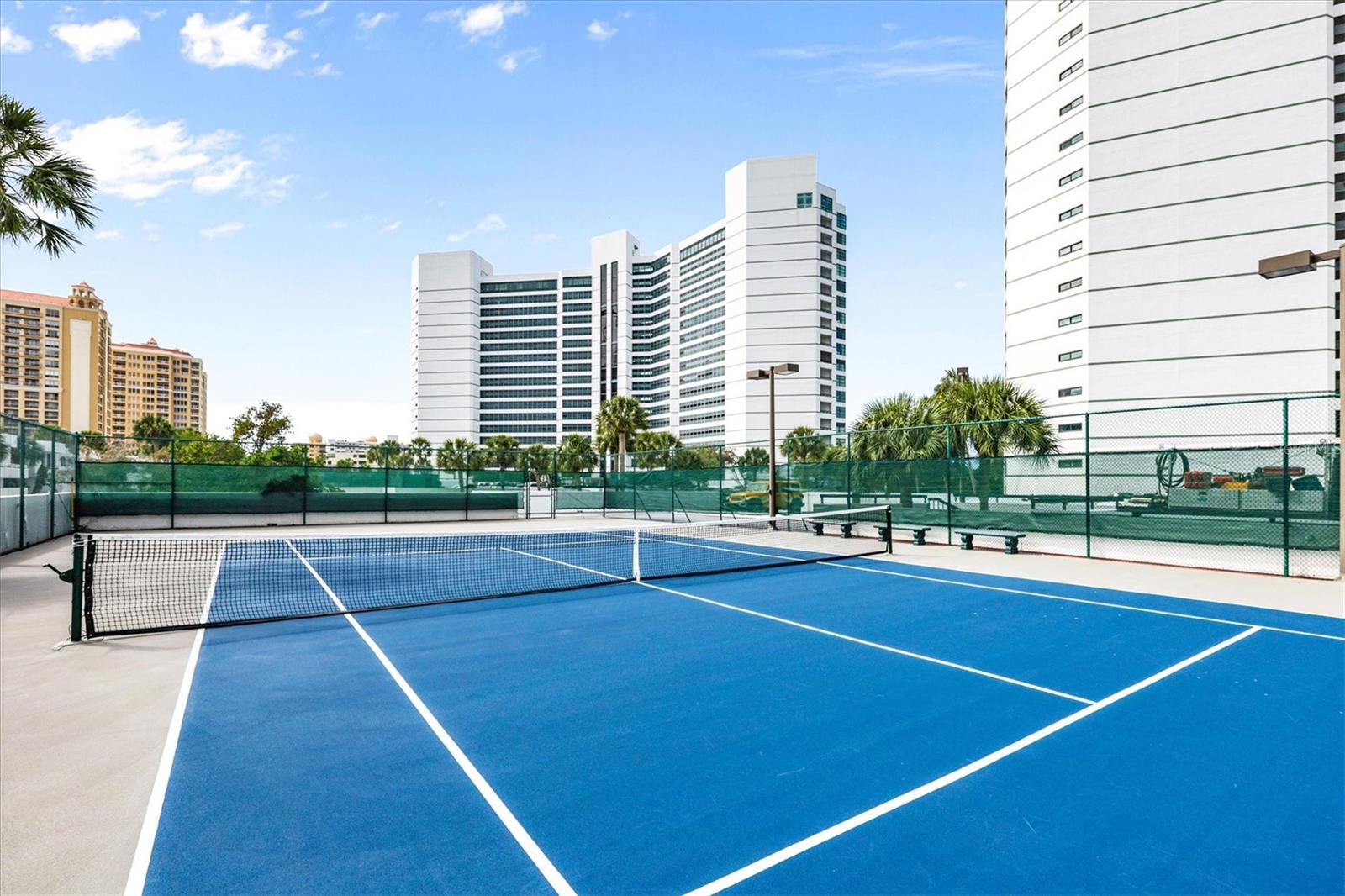CONDO ON THE BAY TOWER II - Residential
