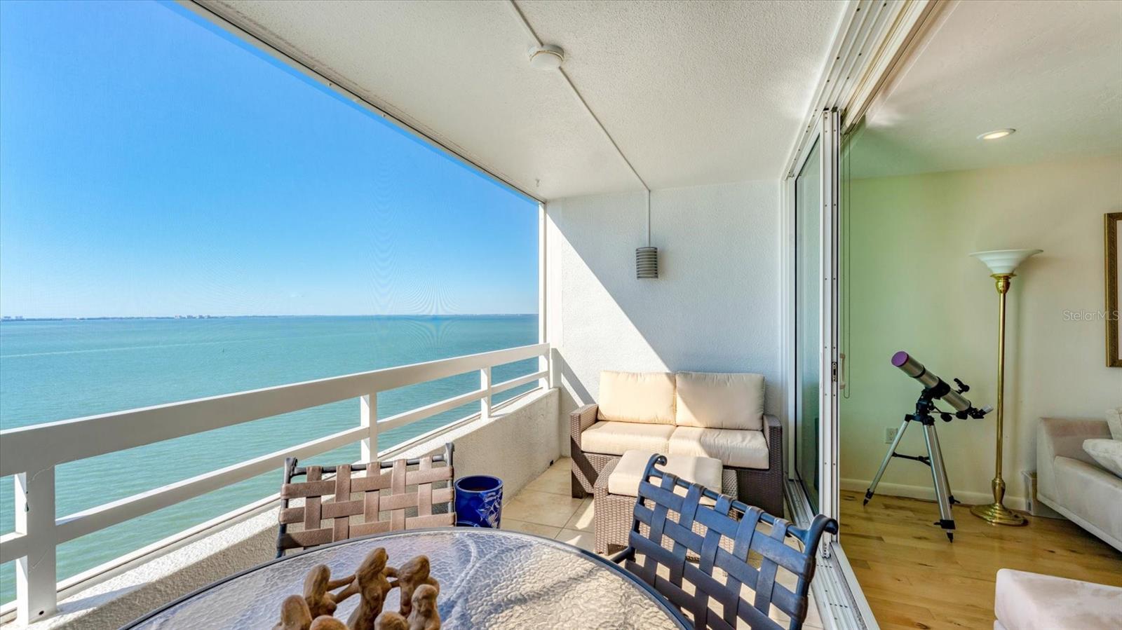 CONDO ON THE BAY TOWER II - Residential