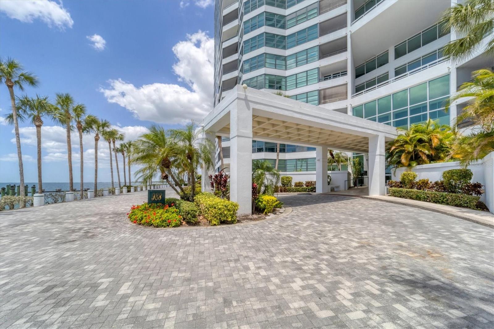 CONDO ON THE BAY TOWER II - Residential