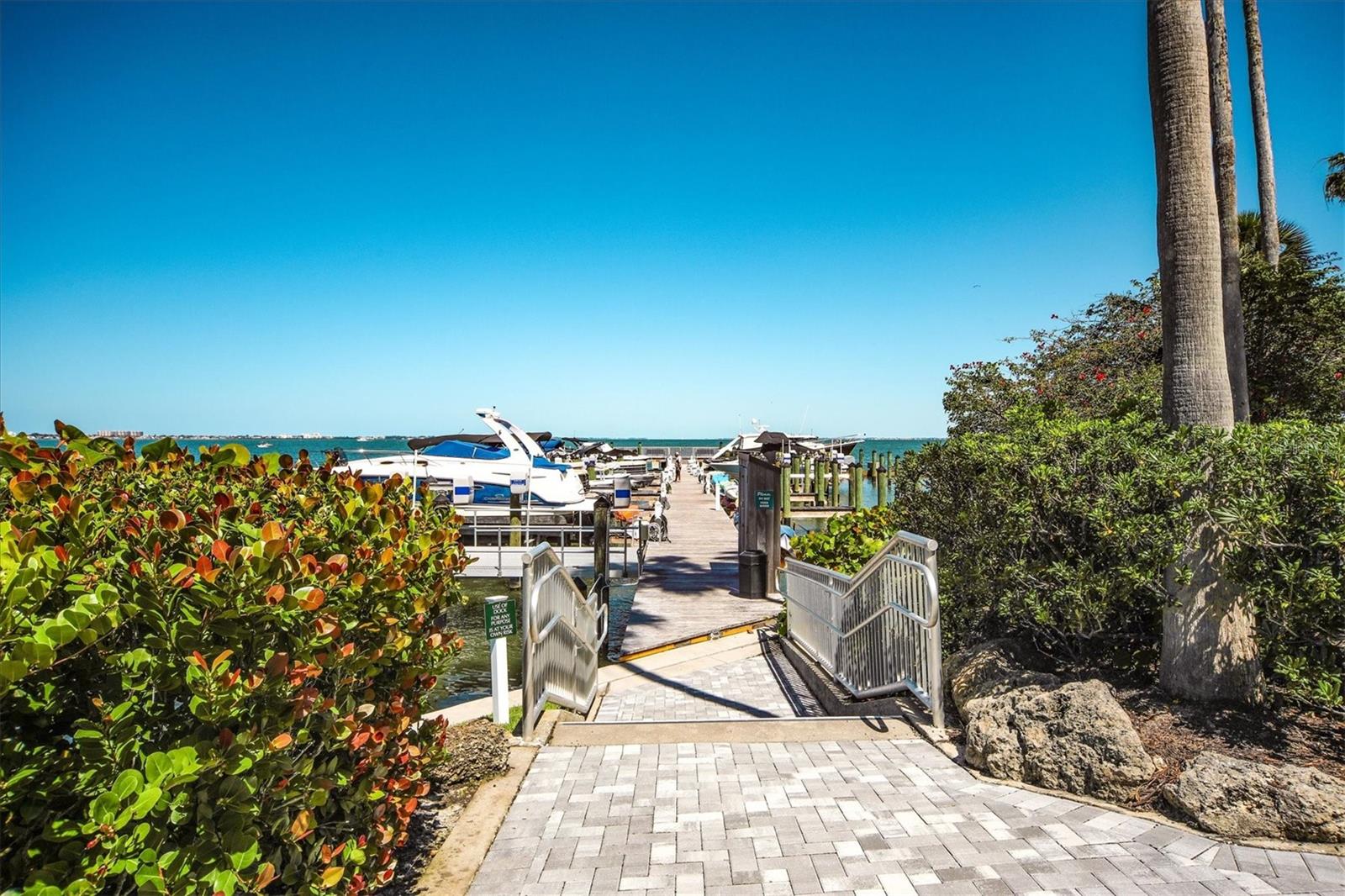 CONDO ON THE BAY TOWER II - Residential