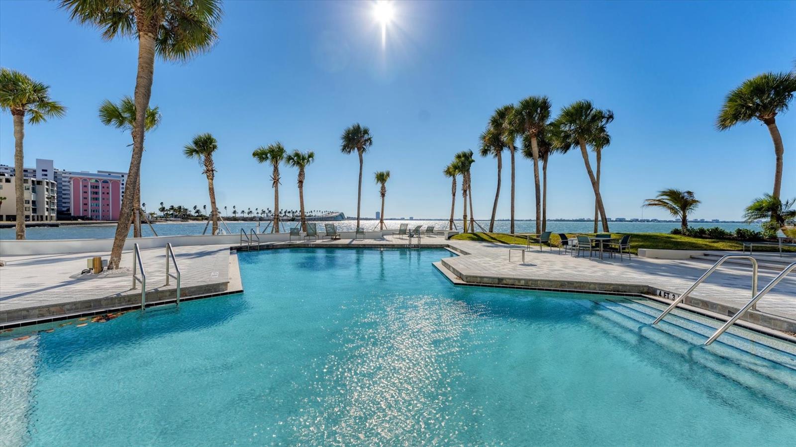 CONDO ON THE BAY TOWER II - Residential