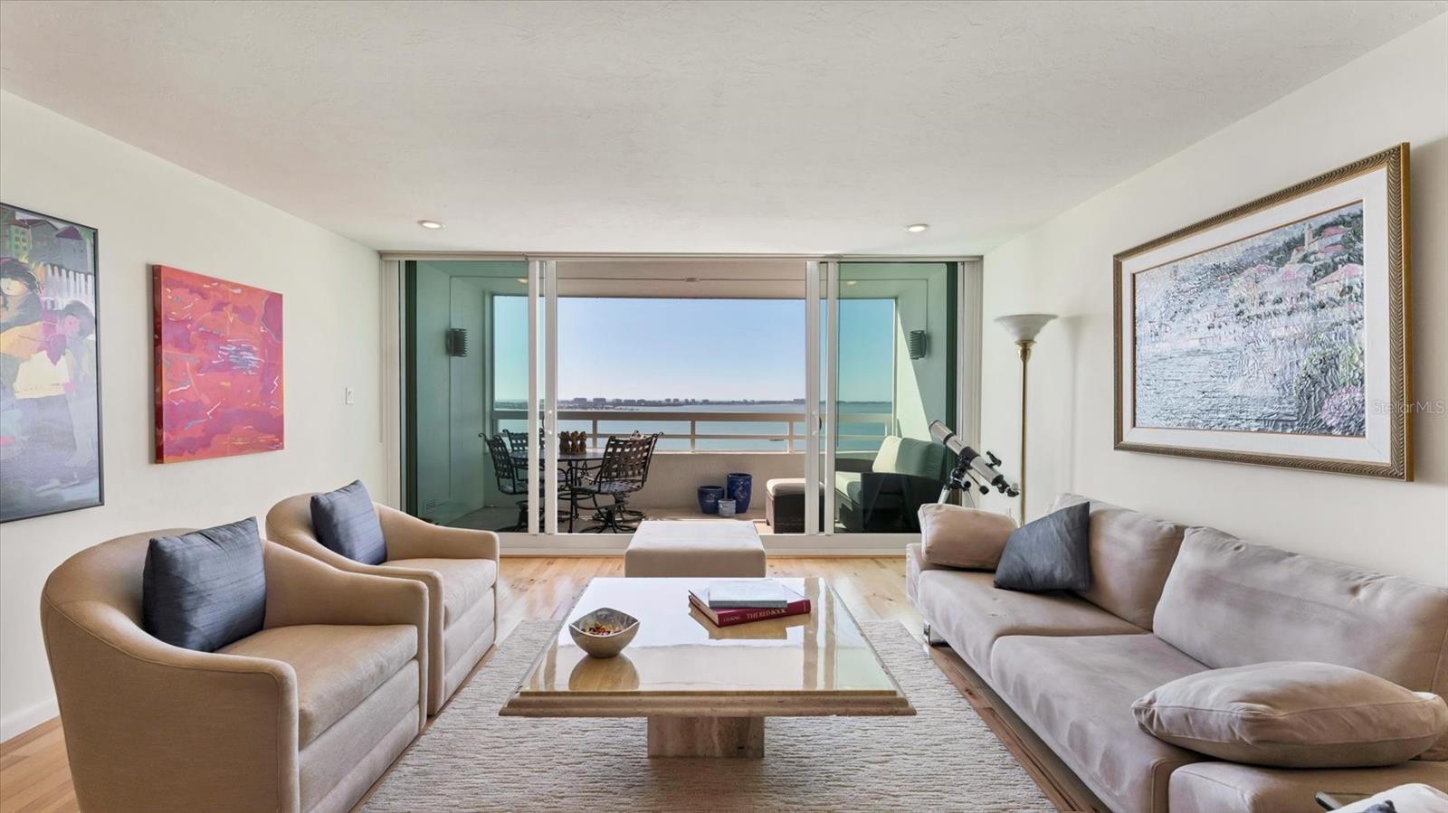 CONDO ON THE BAY TOWER II - Residential