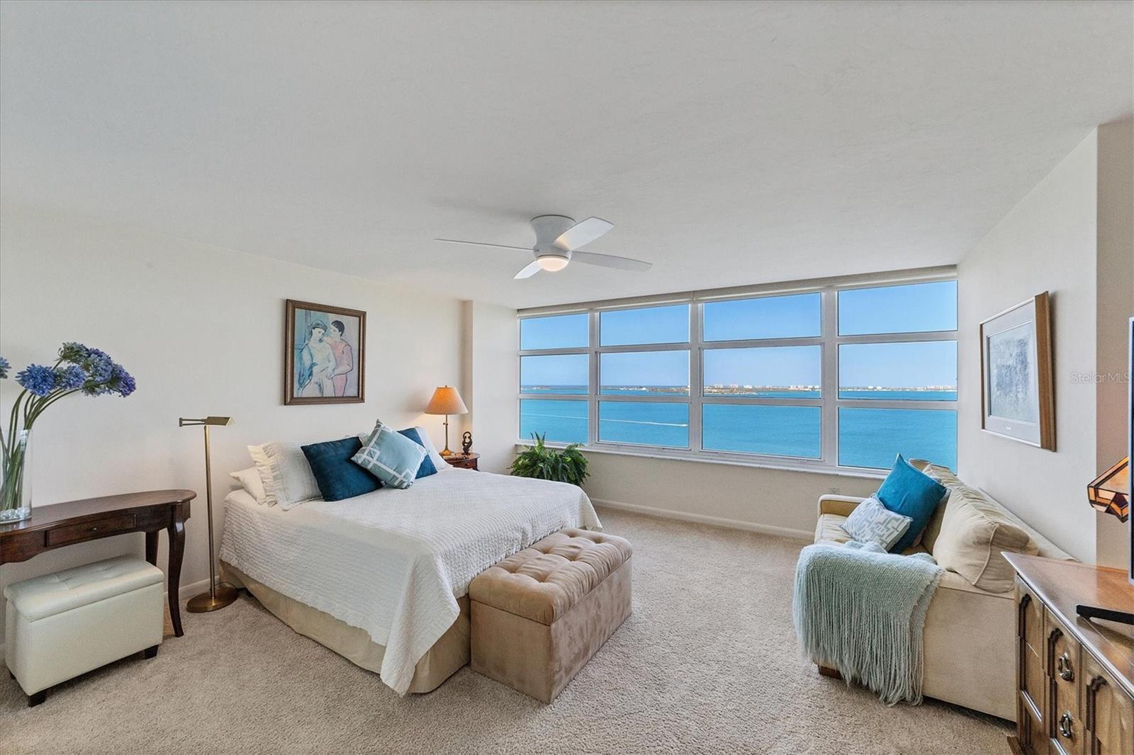 CONDO ON THE BAY TOWER II - Residential