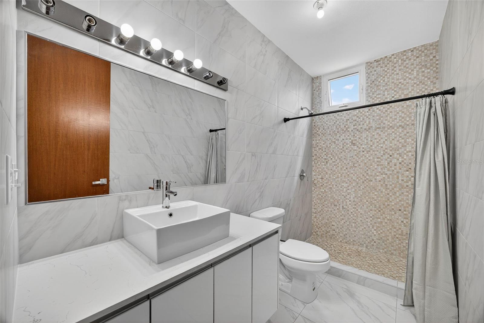 RIVER TERRACE - Residential