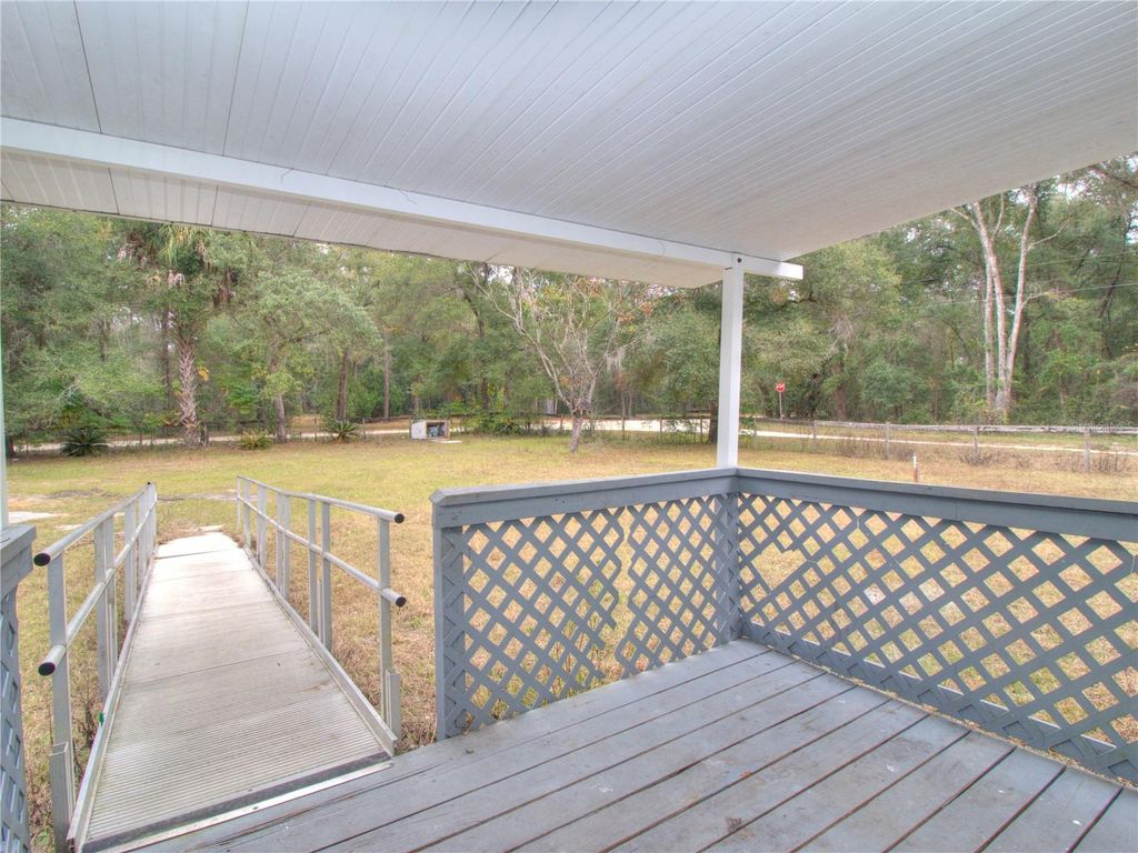 Photo of 4460 NE 140th Place, Anthony, FL 32617 (MLS # OM715277)
