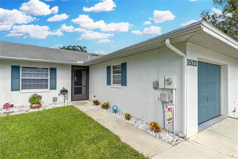 A home in WINTER HAVEN