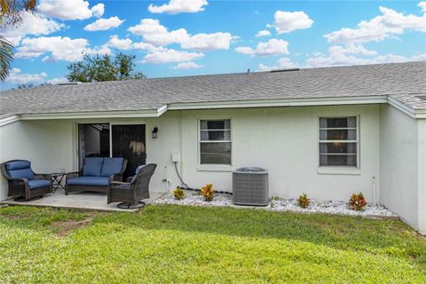 A home in WINTER HAVEN