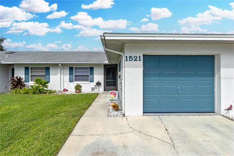 A home in WINTER HAVEN