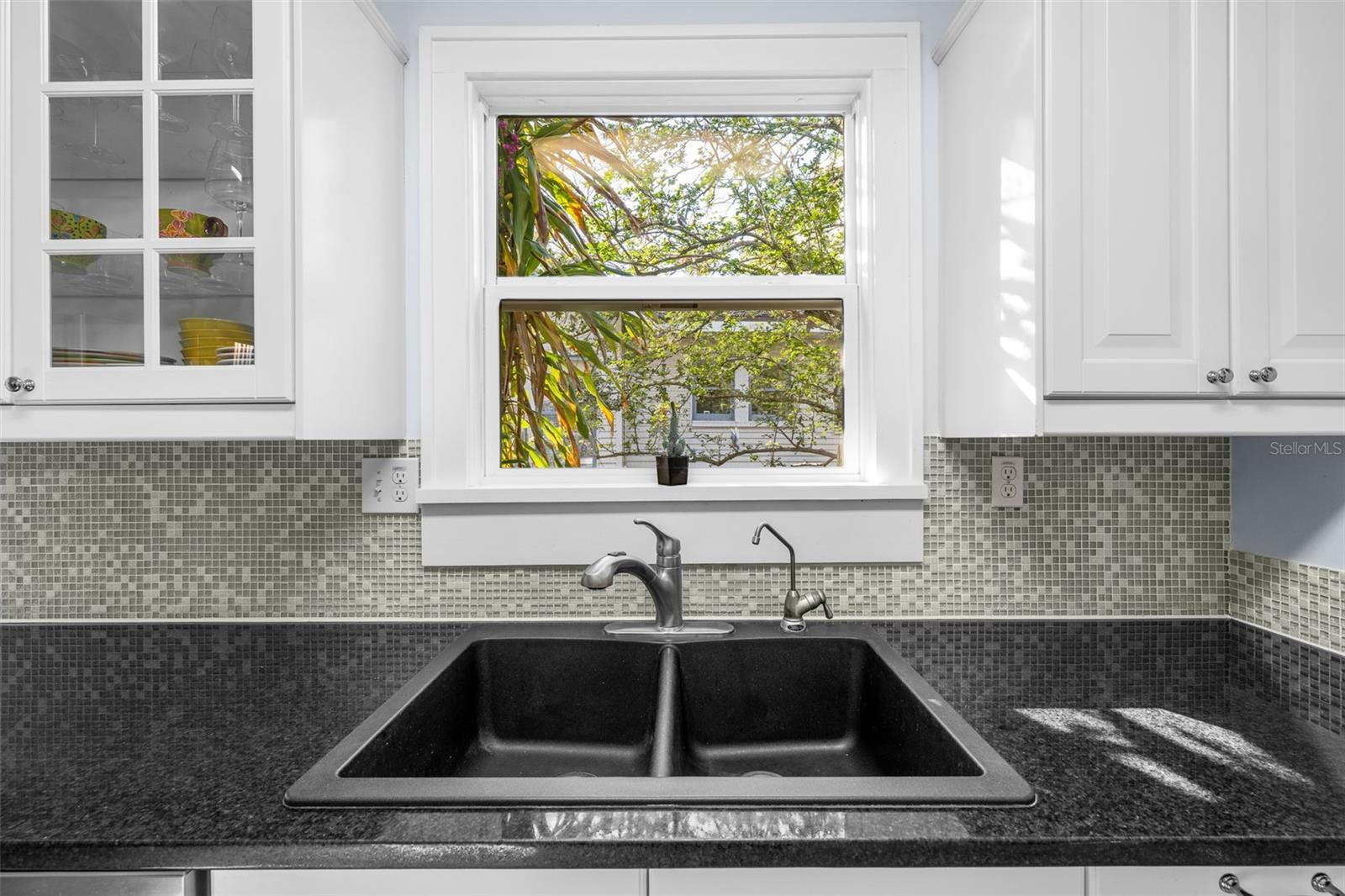 CURLIN PLACE - Residential