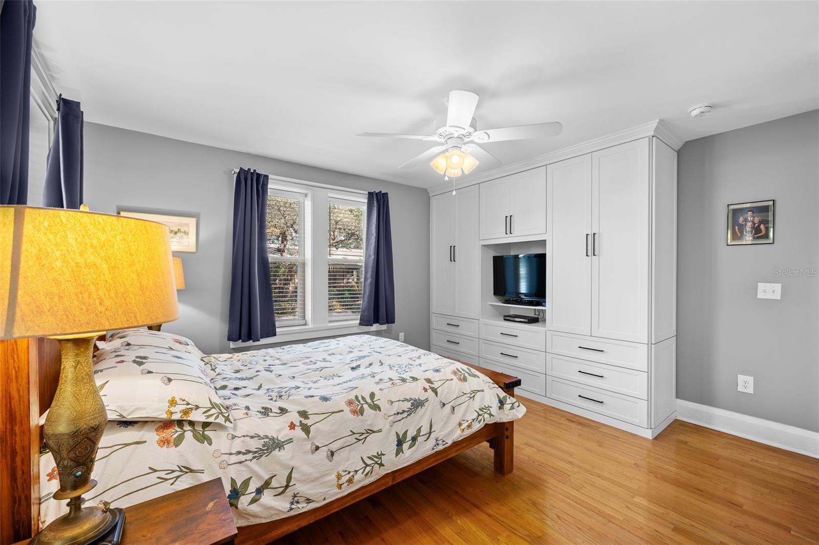 CURLIN PLACE - Residential