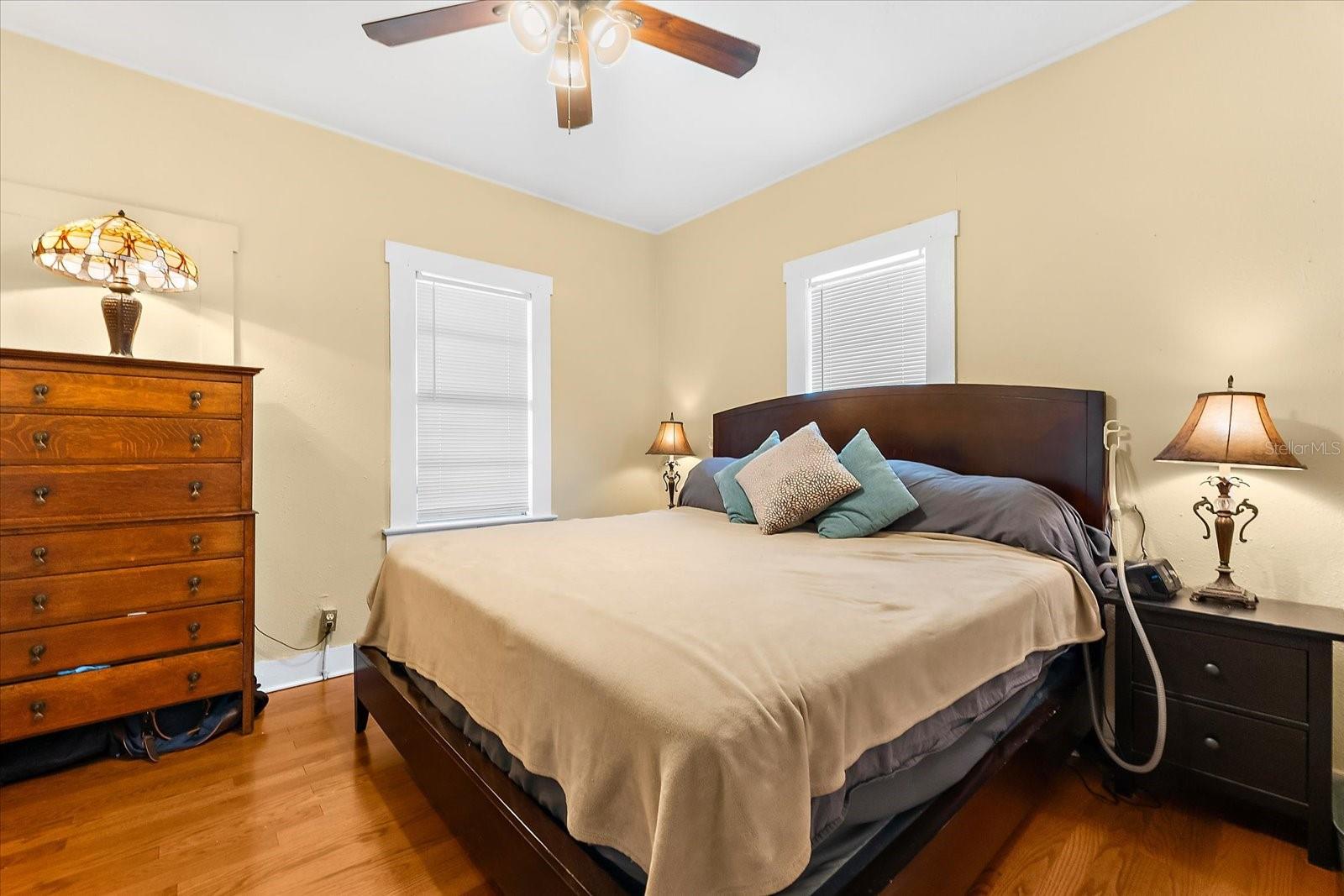 VIERHOUTS - Residential