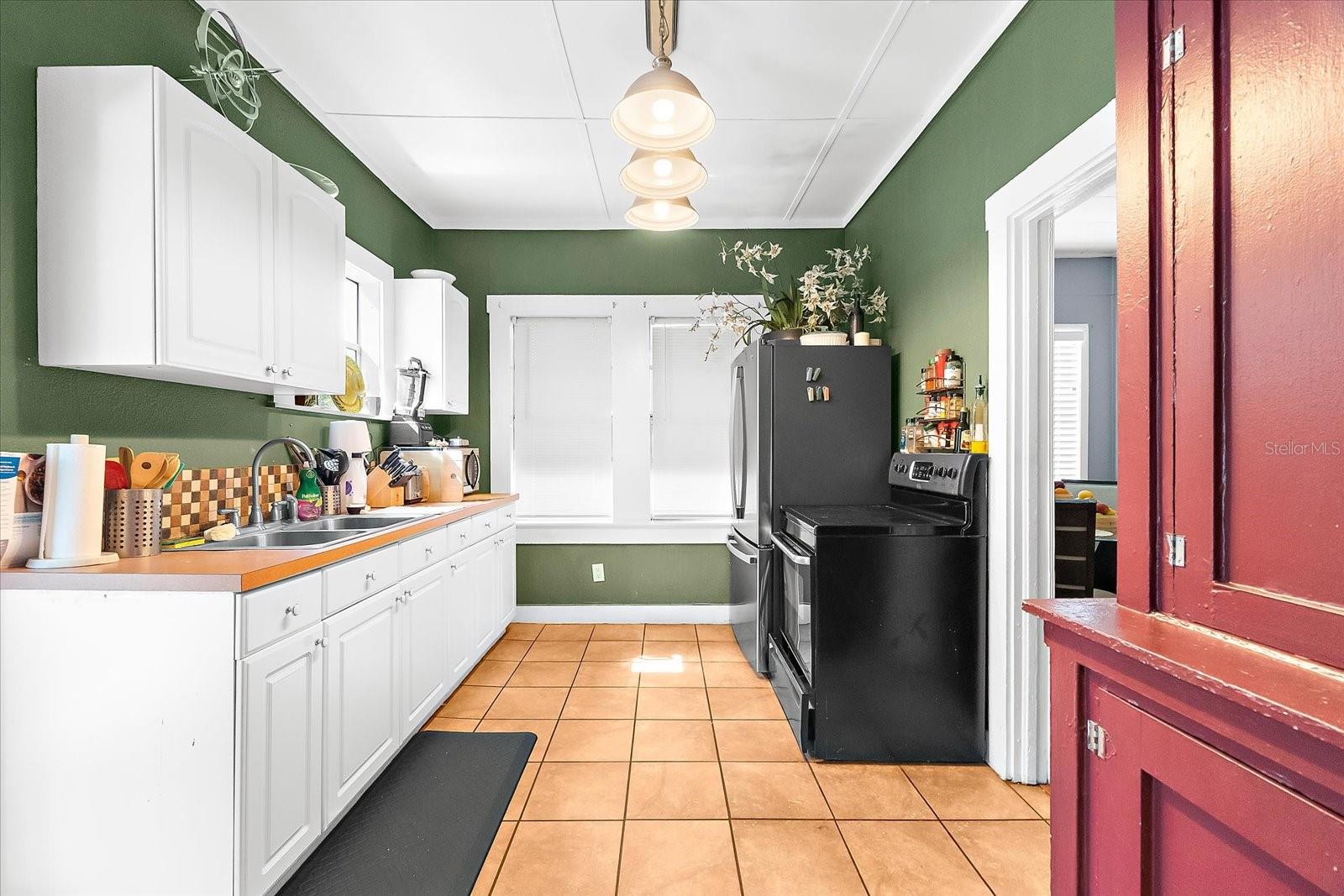 VIERHOUTS - Residential