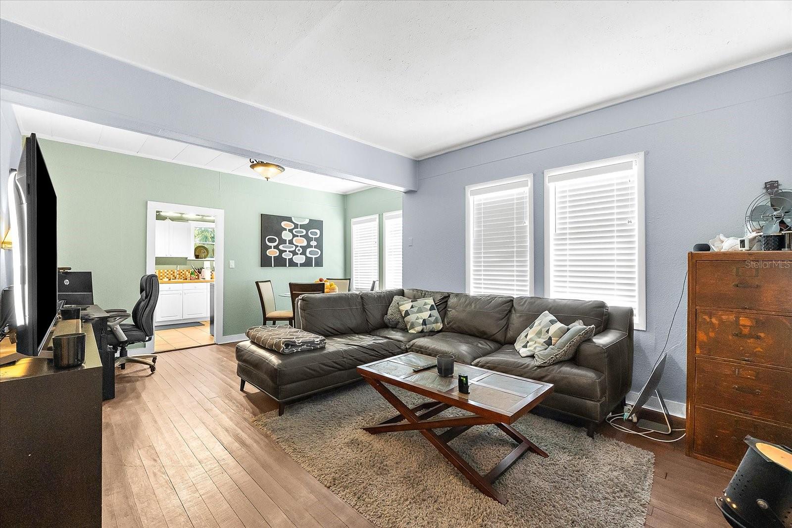 1911 26TH STREET W