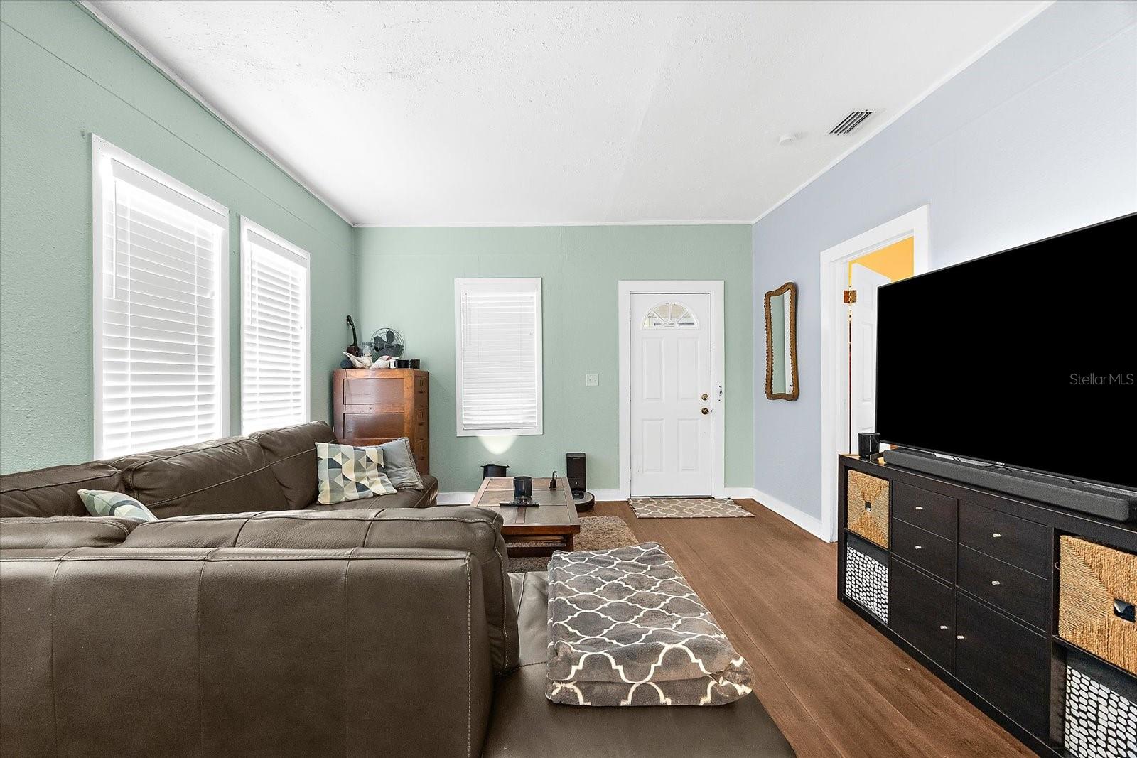 VIERHOUTS - Residential