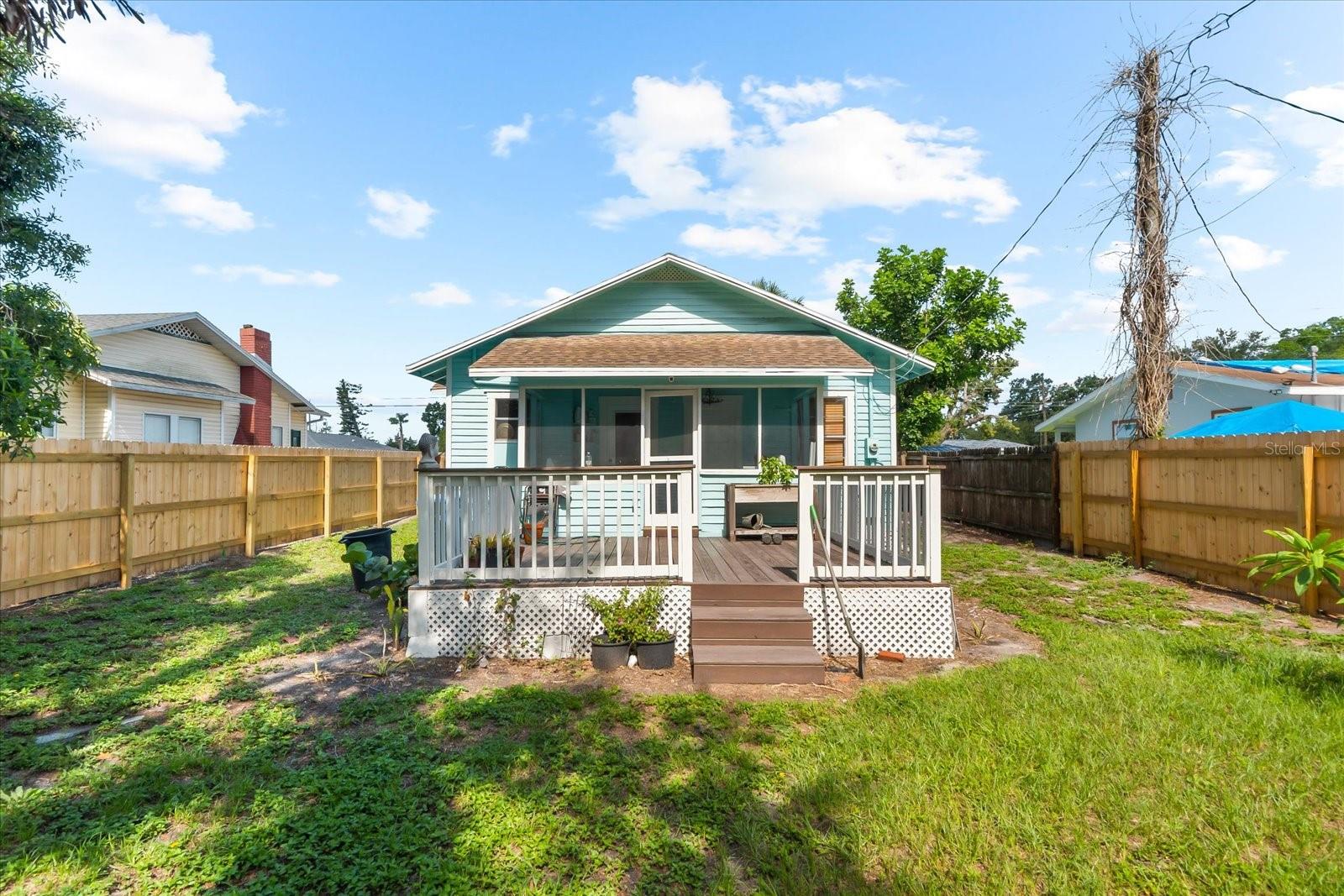 VIERHOUTS - Residential