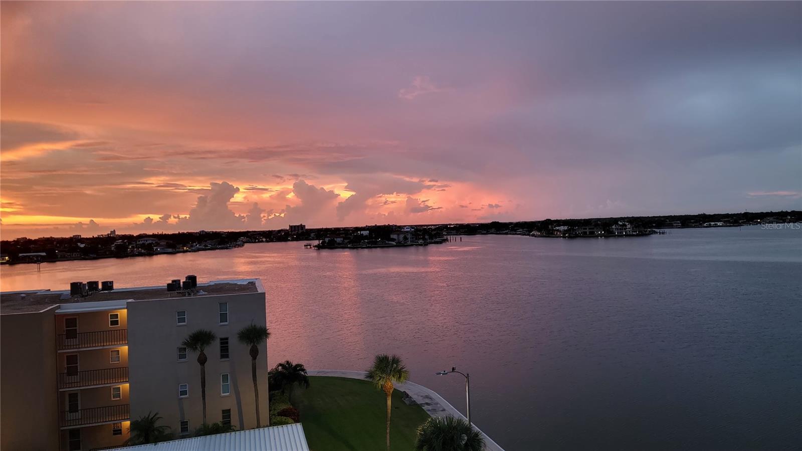 BAY ISLAND GROUP 10 - Residential