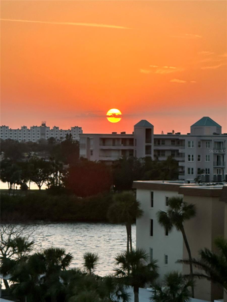 BAY ISLAND GROUP 10 - Residential