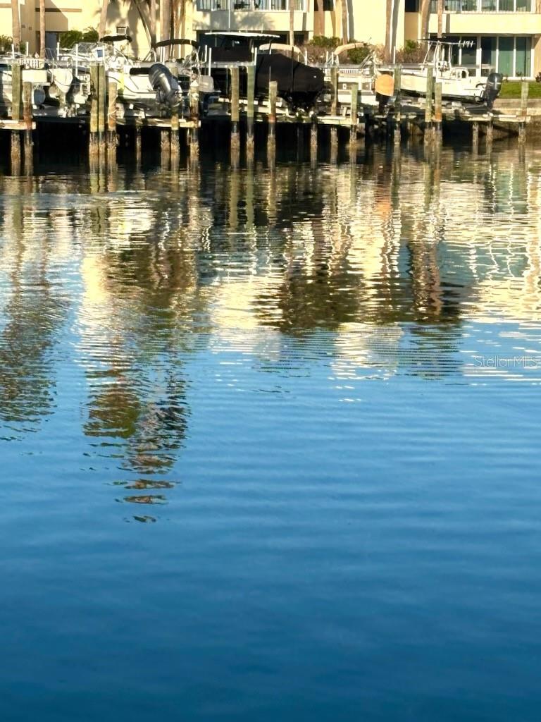 BAY ISLAND GROUP 10 - Residential