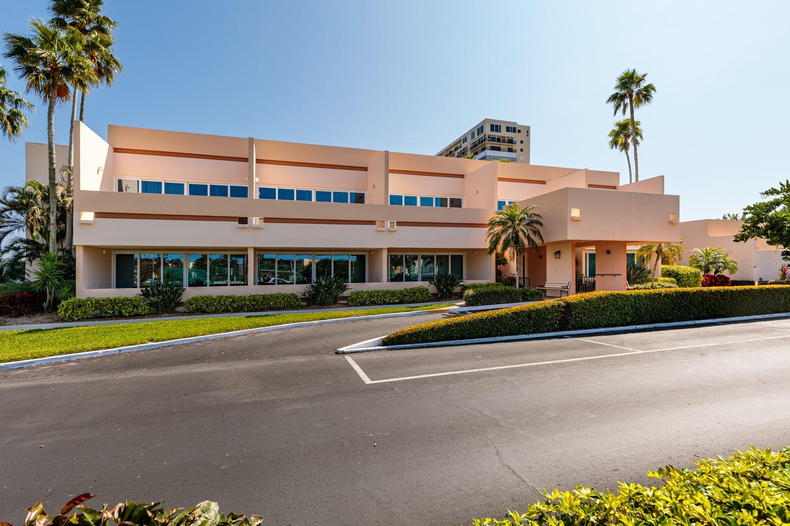 BAY ISLAND GROUP 10 - Residential