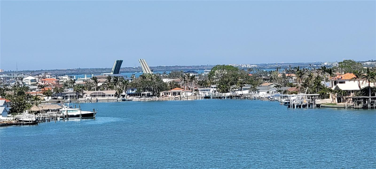 BAY ISLAND GROUP 10 - Residential