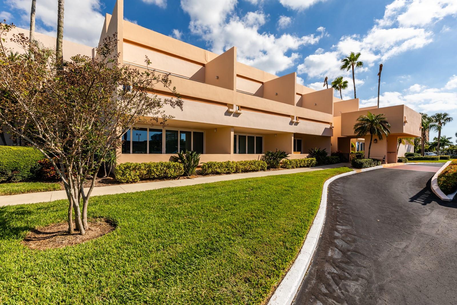 BAY ISLAND GROUP 10 - Residential