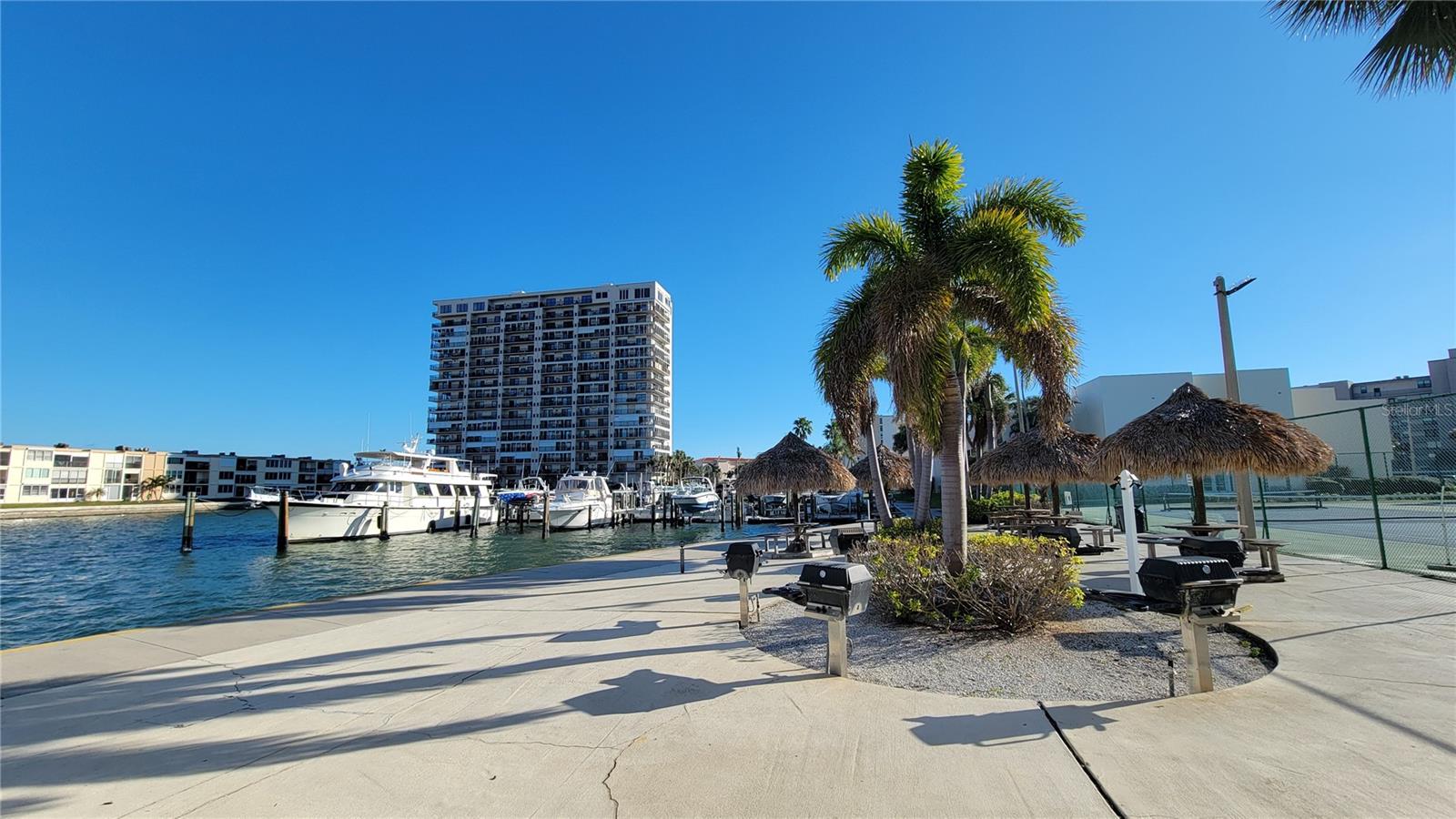 BAY ISLAND GROUP 10 - Residential