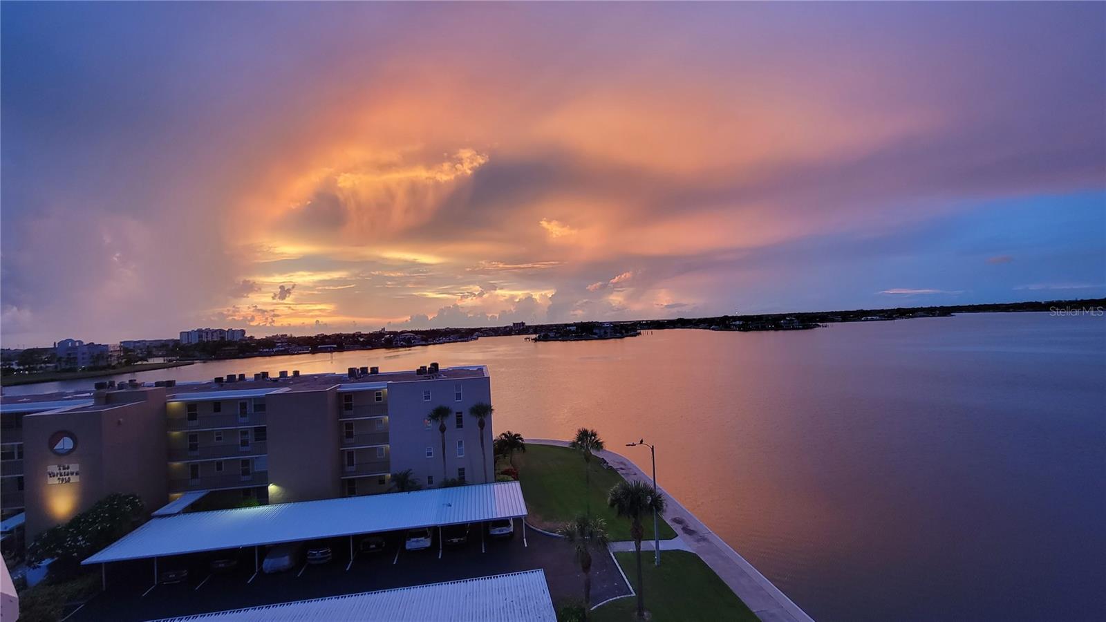 BAY ISLAND GROUP 10 - Residential