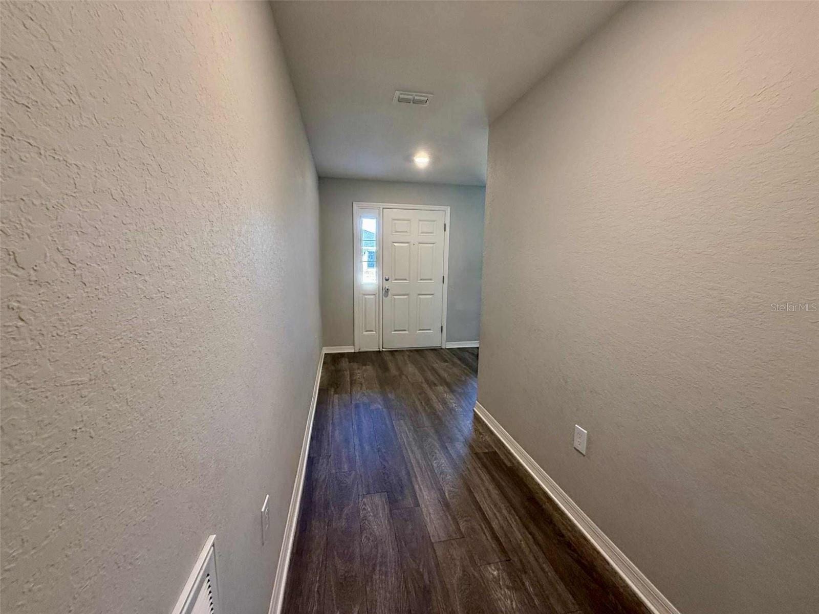 LANDINGS/EAGLE LAKE - Residential