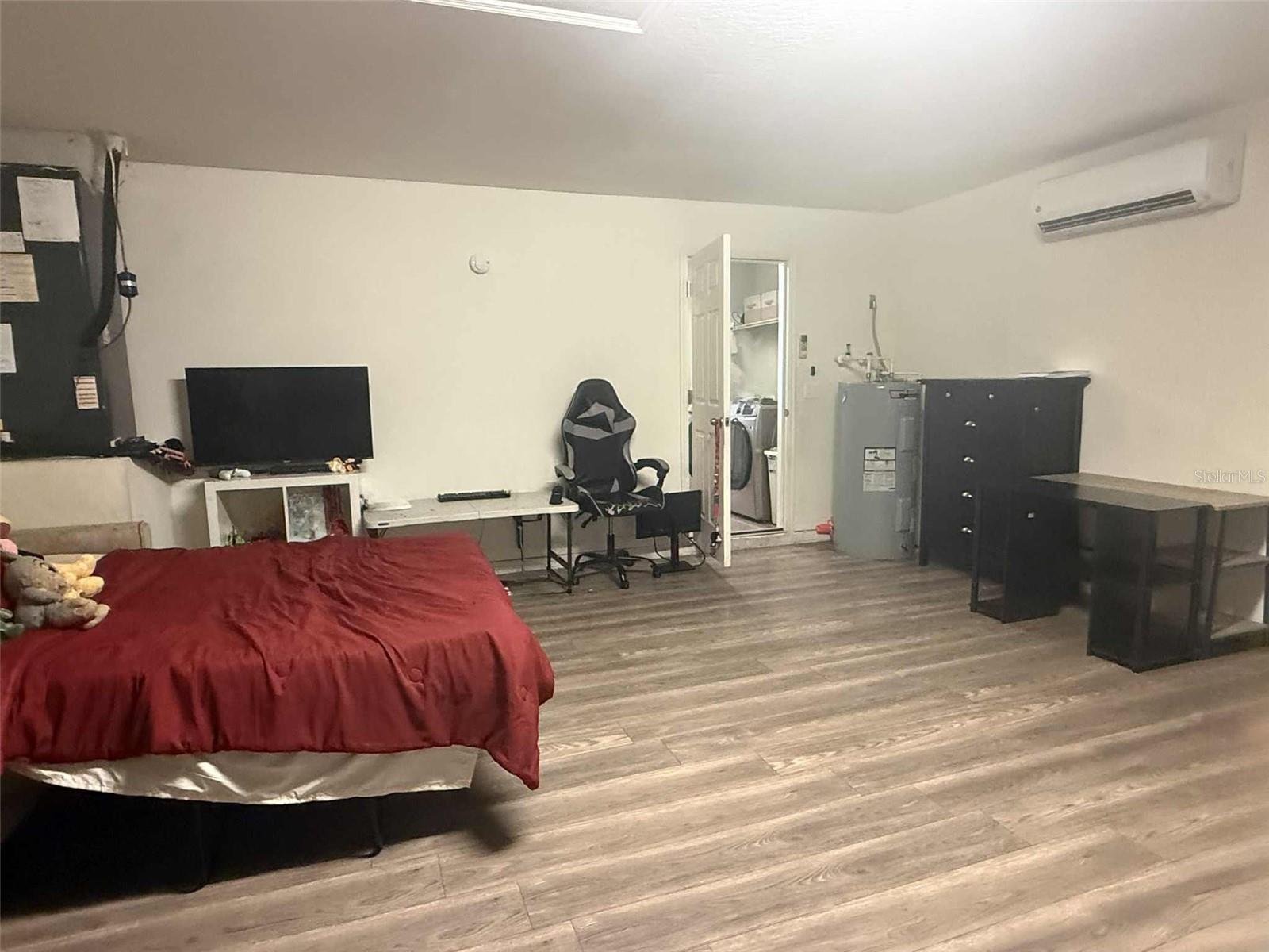 LANDINGS/EAGLE LAKE - Residential